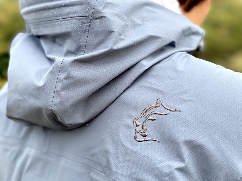 秋の山で着用してみました。OZE JACKET 2.0レビュー