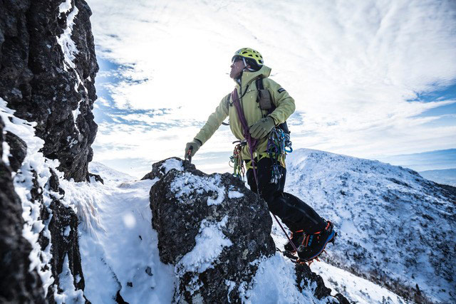 登山用のクランポンとは？種類や選び方、装着方法を詳しくチェック！